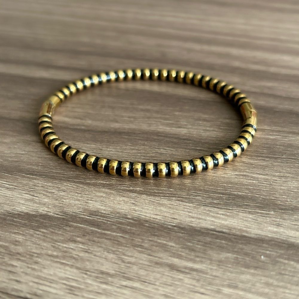Twist Bracelet Q464 - Picture 2 of 5